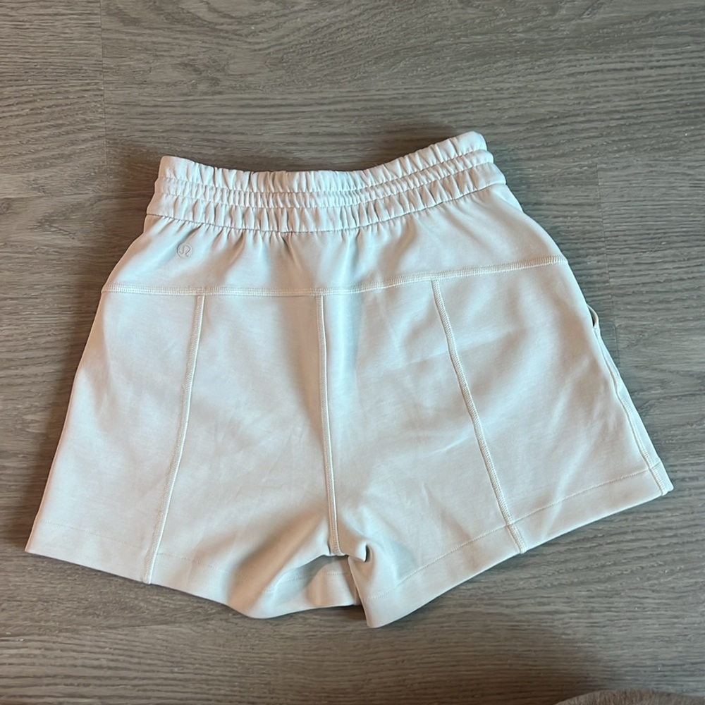 Lululemon Softstreme High Rise Short 4” in Bone - Picture 2 of 2